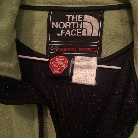 Ladies North Face Jacket - Picture 4 of 5